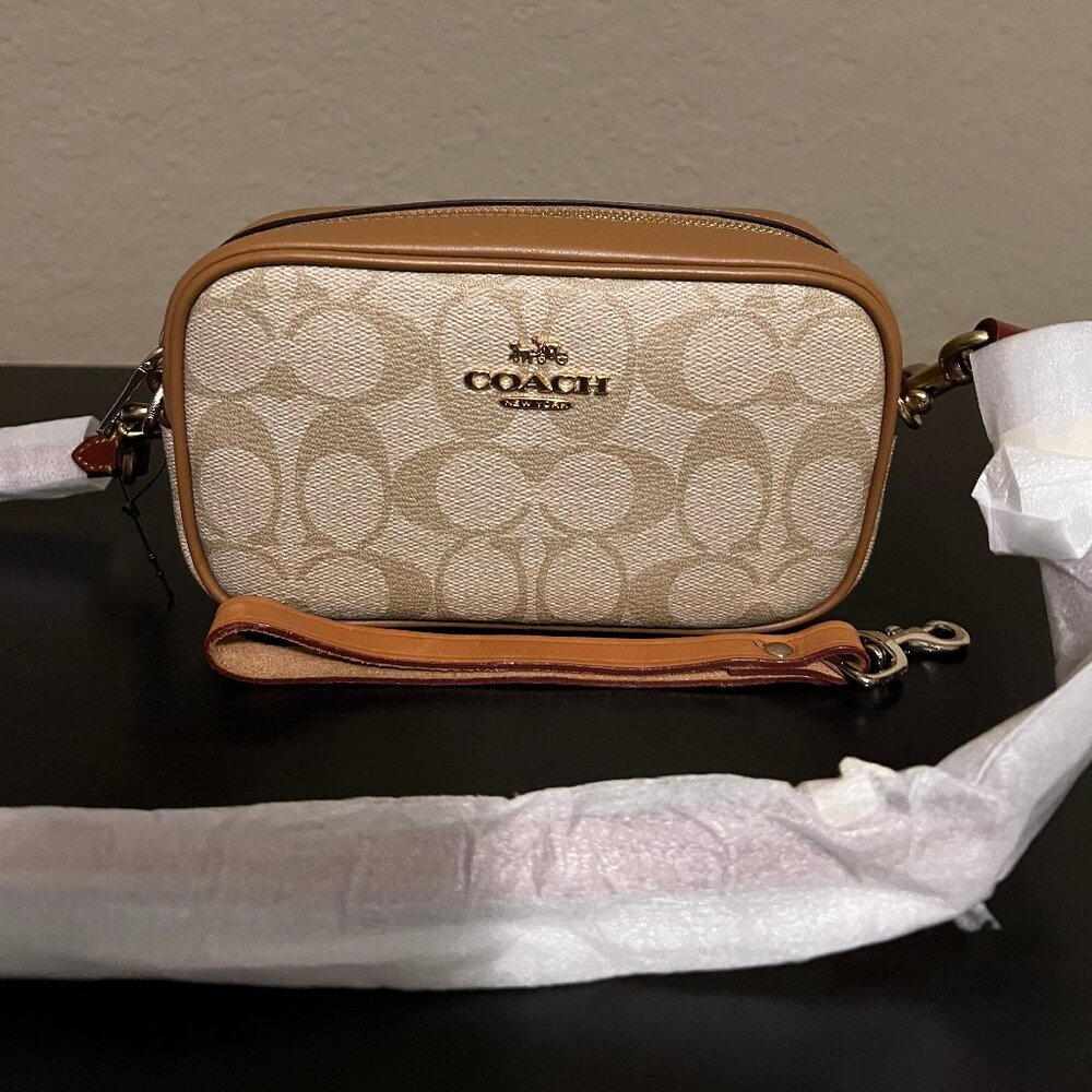 COACH Jamie Wristlet in Signature Canvas Gold/Lt Khaki/Lt Saddle NEW!
